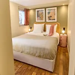 Boutik Boheme Le Jardin Montmartre Париж